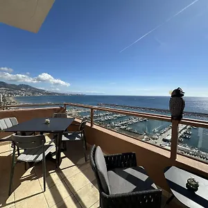 Atico Con Piscina Privada Y Vistas Al Mar Fuengirola